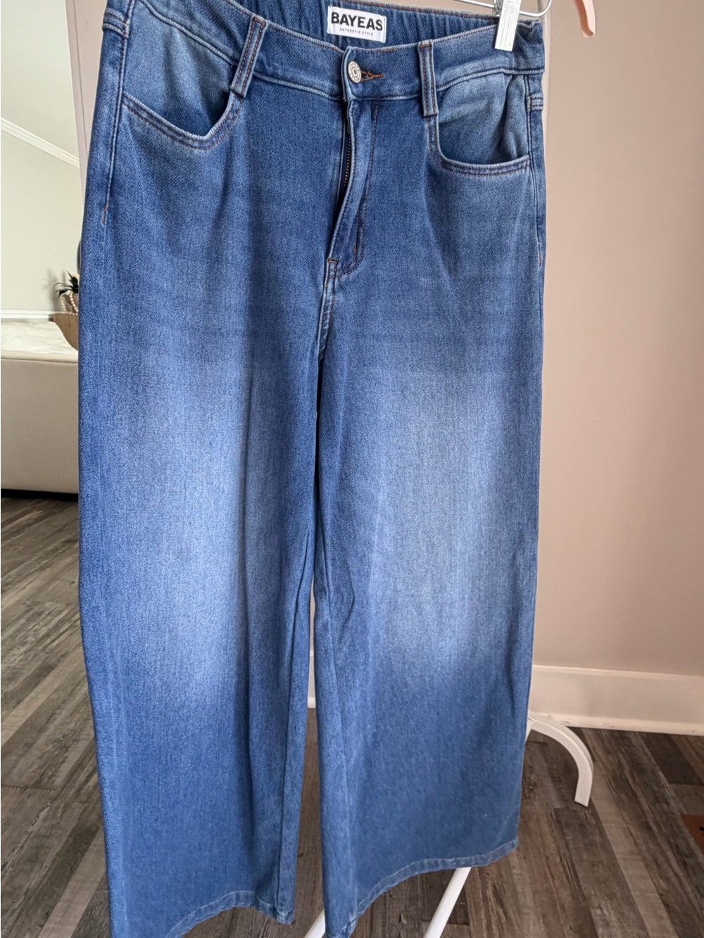 BAYEAS Women's Wide-Leg Flare Jeans in Medium Blue
